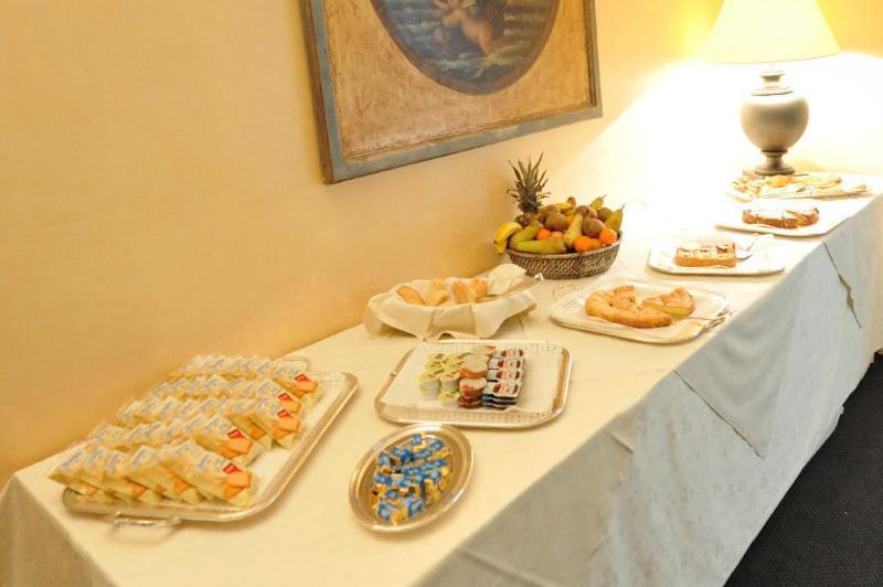 White House Hotel Foggia Zewnętrze zdjęcie