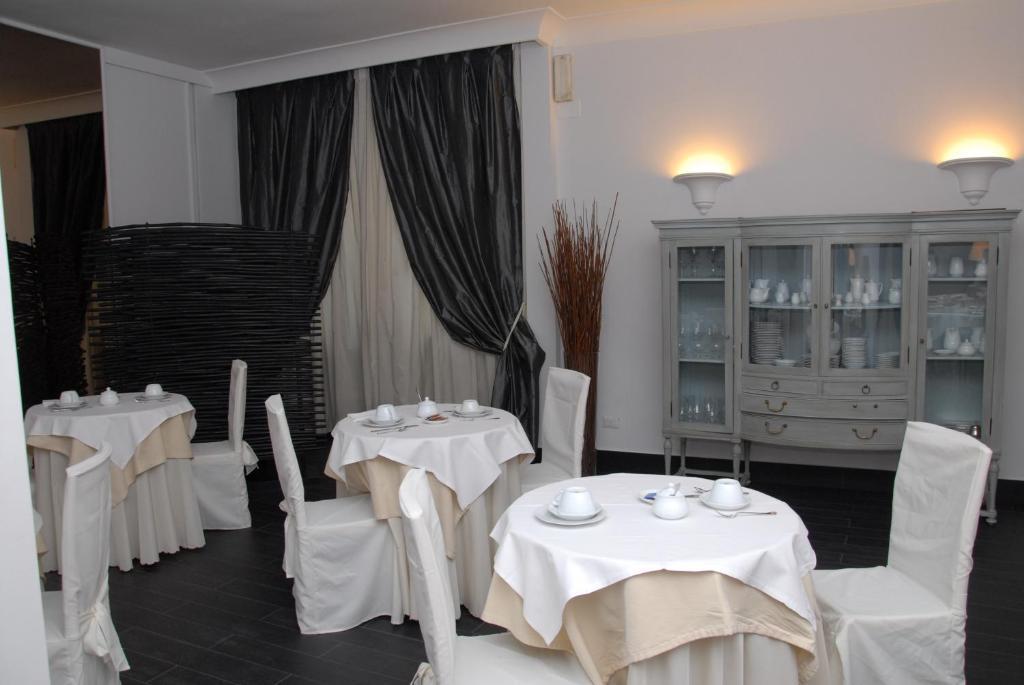 White House Hotel Foggia Zewnętrze zdjęcie