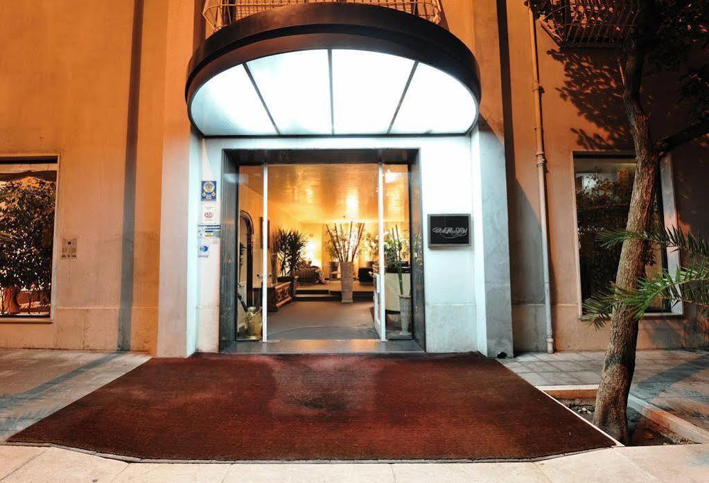 White House Hotel Foggia Zewnętrze zdjęcie